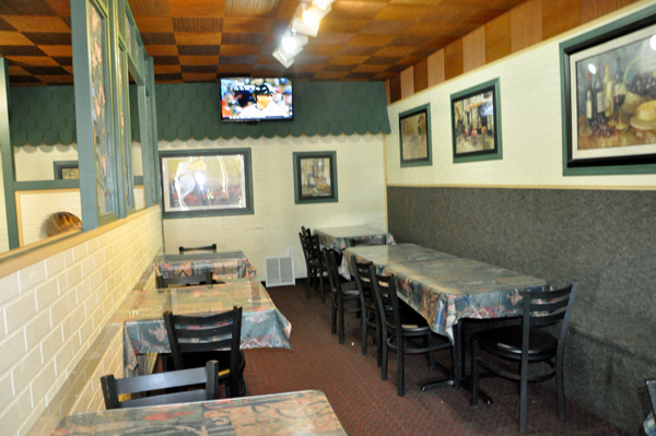 Gordy's Pizza restaurant